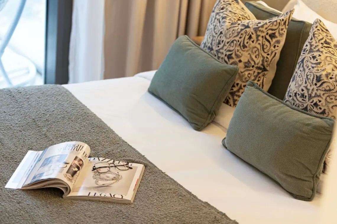 111699 283218 2q6x IgeGXr7S3Be14yxRiKwoemNqeN0JT1z2WC Ejc 6670ec5dbaa51.jpg