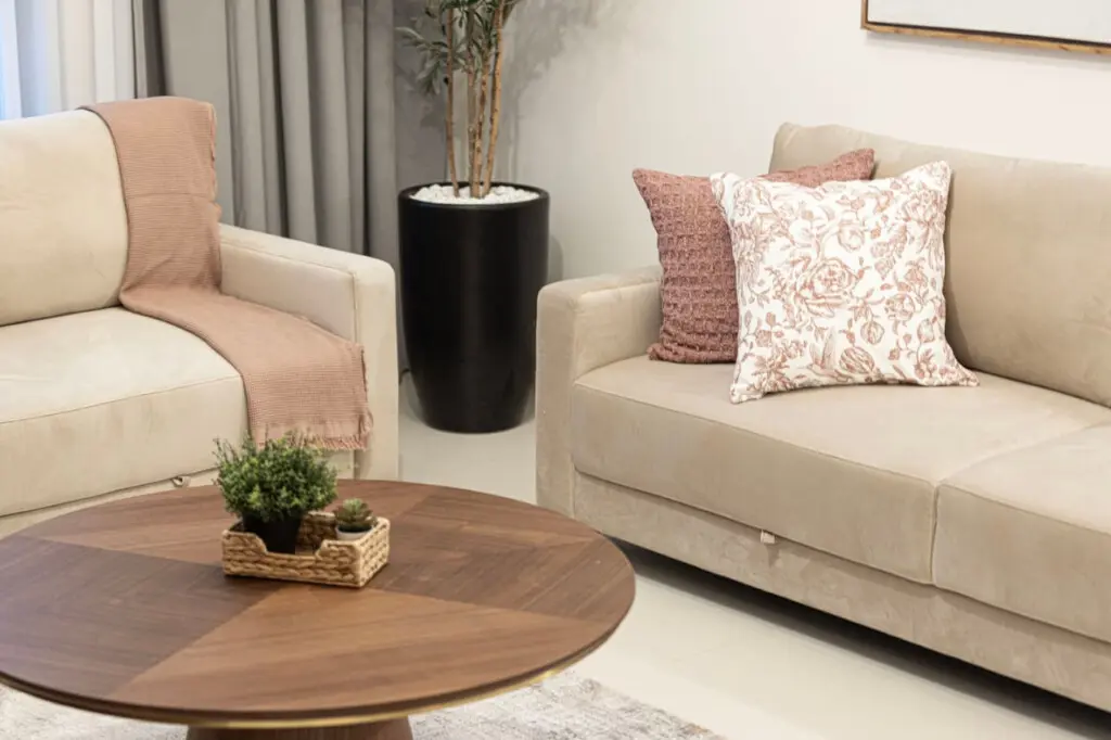 111699 325963 P tbz6CTjD5oNbEOm KZr8Nf znfWElLpVFrMln 590 673312ae4e5a0.jpg