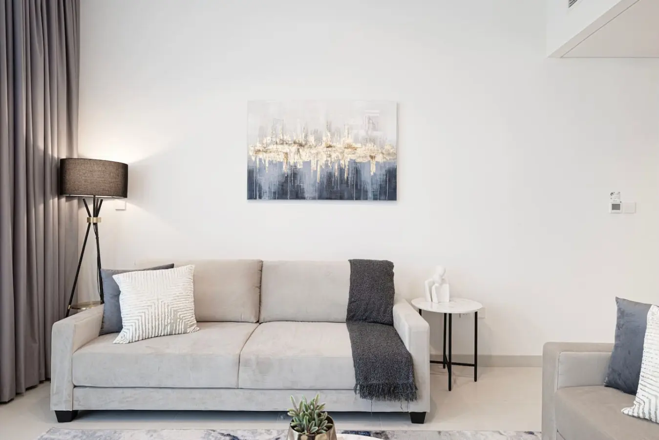 111699 338298 O5kkP3P8lkRVX40WOuclIhm3dzFEDKShUdBrl ZE4H4 67567a74bb4de.jpg