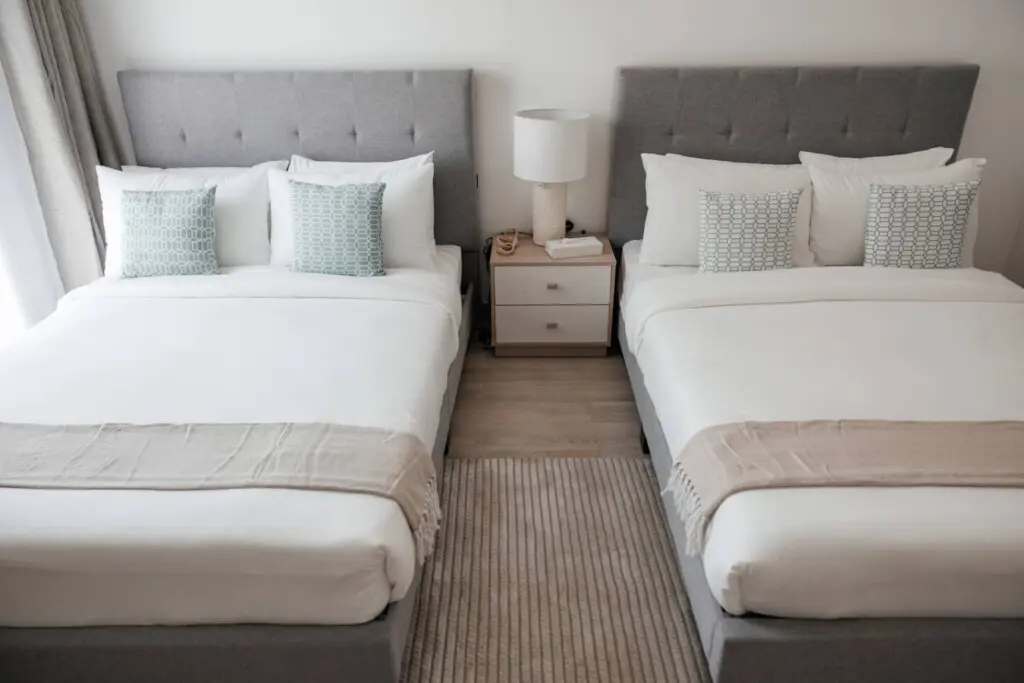 111699 439438 ZYnf30 NfmrbuLjO5lb chVWfsVeyRJusRXG7fnVa3U 68e234342de55.jpg