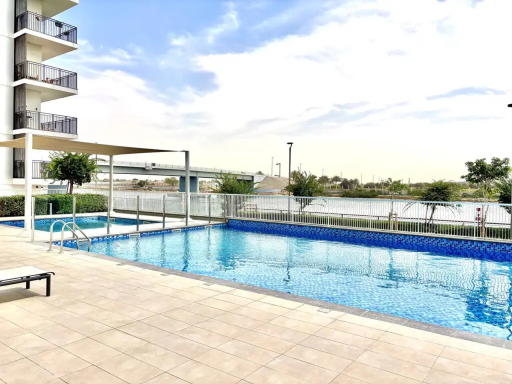 111699 439438 qYpmVMwoOvuJe RyhXLIWaQL vuvsKJCWBmdgetTW1A 68e2346469197.jpg