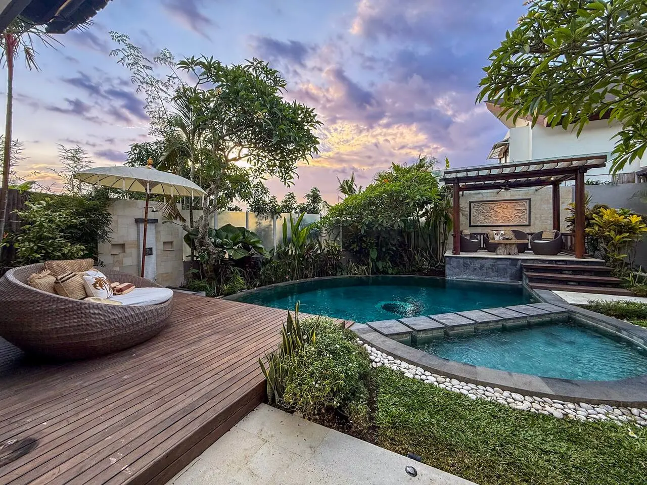 111699 441632 D2BpVh5GPcM9HIKzMP0LpACcF4S OKvFaCHJaVUE9Cc 68ea4e3051850.jpg