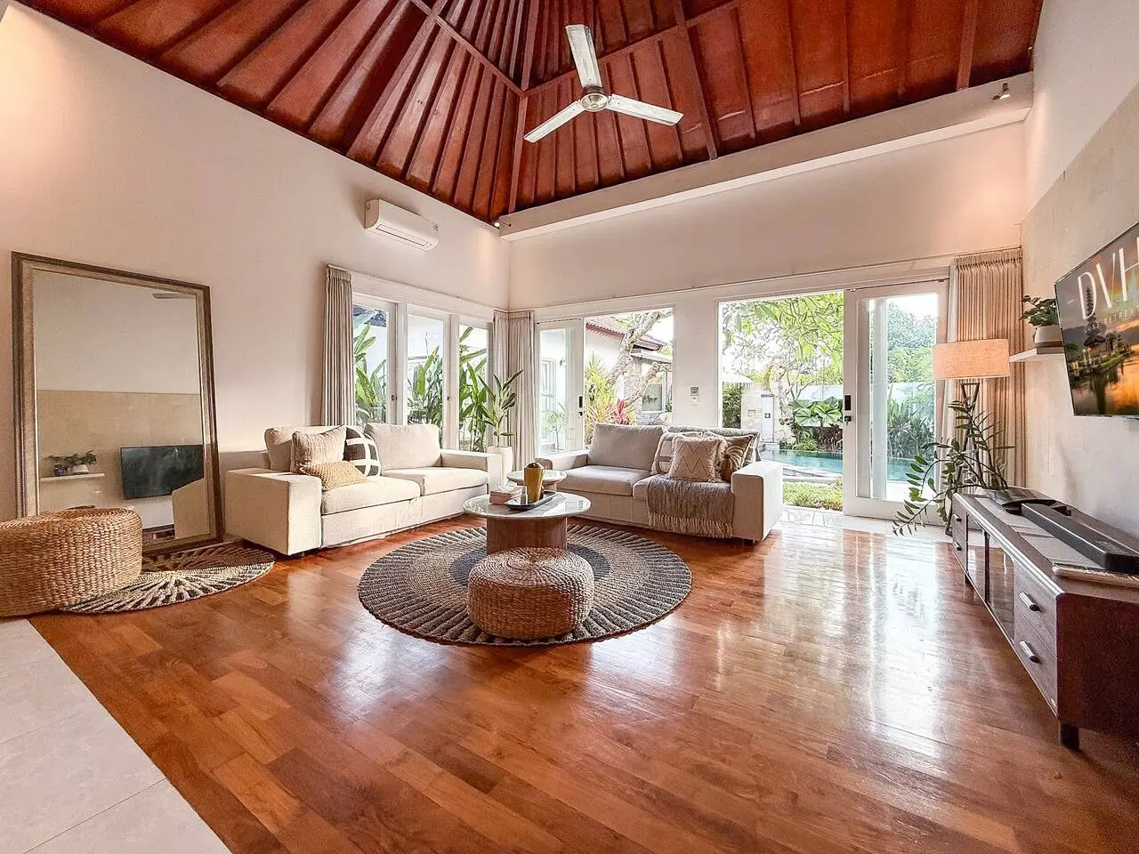 111699 441632 UHM6g2liw SJ422YdqmdIHlQwu5KeviPGcZWEIZ76zM 68ea4e53713dd.jpg